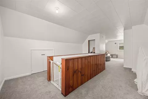Entry Way - 1199 Marshall Rd, Monaca, PA 15061 photo 5 of 6