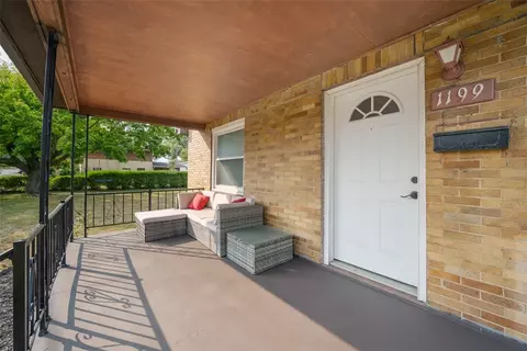 Exterior - 1199 Marshall Rd, Monaca, PA 15061 photo 4 of 10