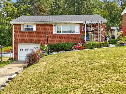 5020 Aspen St, West Mifflin, PA 15122
