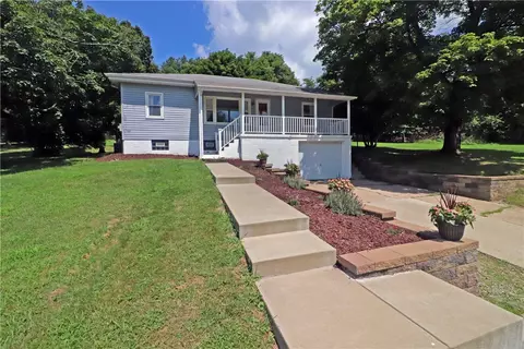217 Hoffman Heights Rd, Greensburg, PA 15601
