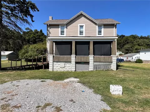 716 Kennedy Ave, East Vandergrift, PA 15629