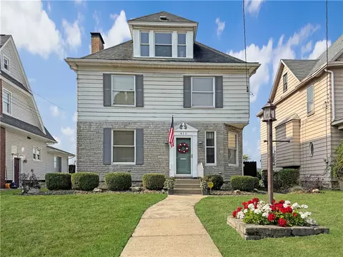 411 W Clayton St, New Castle, PA 16102