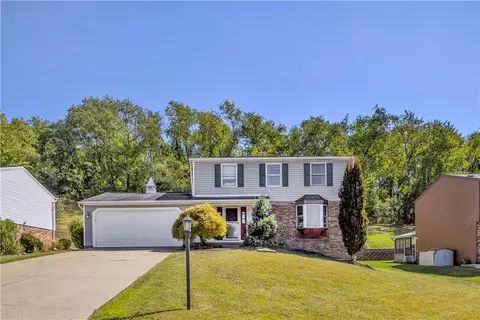 993 Somerton Dr, South Park, PA 15129