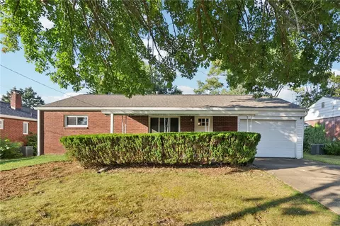 3103 Ben Davis Ave, New Kensington, PA 15068