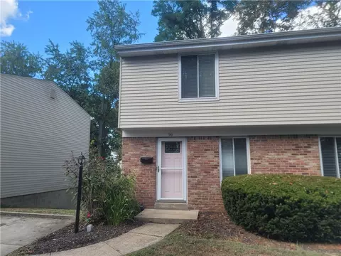96 Fischer Ave, Pittsburgh, PA 15223
