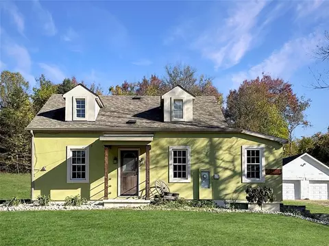1224 Burgettstown Rd, Hickory, PA 15340