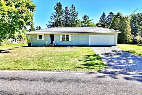 29 Werner Rd, Greenville, PA 16125