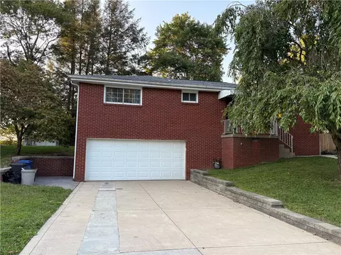 73 Observatory St, Manor, PA 15665