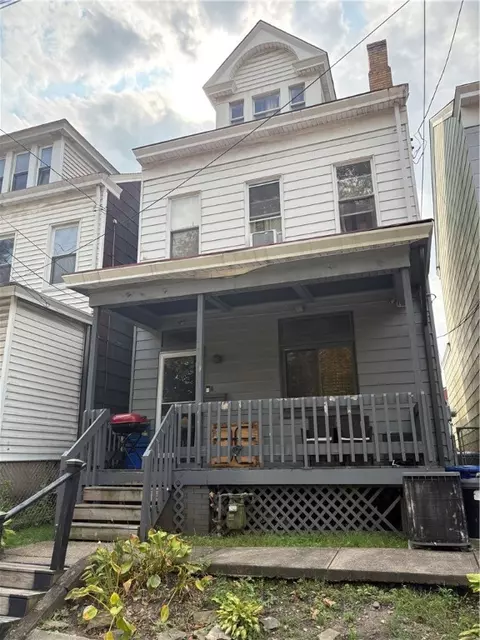 2645 Brighton, Pittsburgh, PA 15212