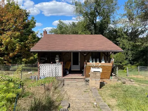 2611 Washington Blvd, Glassport, PA 15045