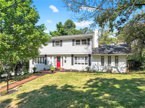 403 Sunderland Dr, Pittsburgh, PA 15237