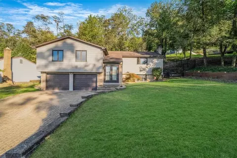 529 Saint George Dr, North Versailles, PA 15137