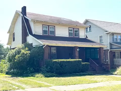 140 Edison Ave, New Castle, PA 16101