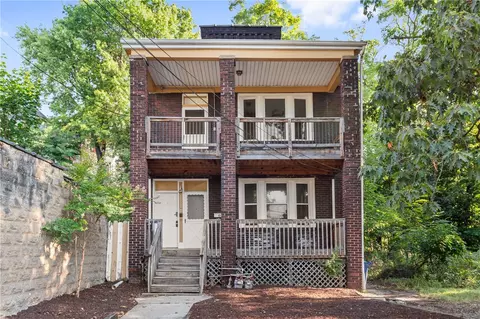 5511 Dunkirk St, Pittsburgh, PA 15206