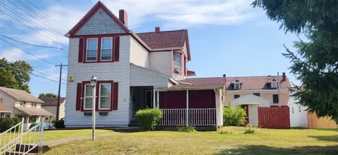 29 Pittsburgh Cir, Ellwood City, PA 16117