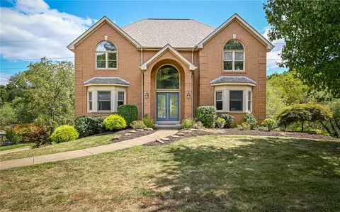 124 Fox Meadow Dr, Wexford, PA 15090