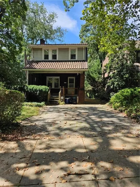 221 Race St, Pittsburgh, PA 15218