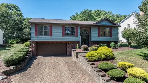 1205 Oblock Rd, Pittsburgh, PA 15239