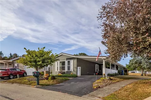 326 Glendale Ln, Murrysville, PA 15668
