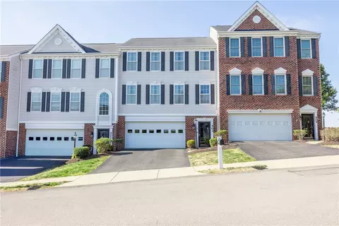 503 Raymond Dr, Oakdale, PA 15071