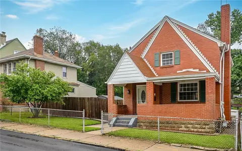 1521 Dagmar Ave, Pittsburgh, PA 15216