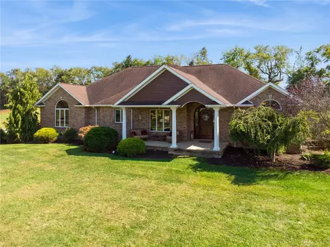 577 Bovard Luxor Rd, Greensburg, PA 15601