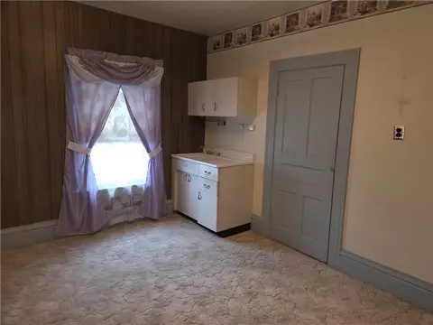 Bedroom - 616 E 3rd Ave, Tarentum, PA 15084 photo 1 of 9