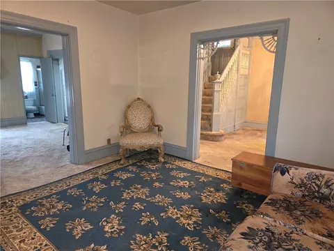 Living - 616 E 3rd Ave, Tarentum, PA 15084 photo 5 of 7