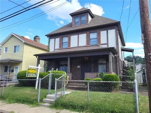 Exterior - 616 E 3rd Ave, Tarentum, PA 15084 photo 2 of 7