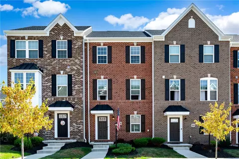 206 Amon St, Cranberry Township, PA 16066
