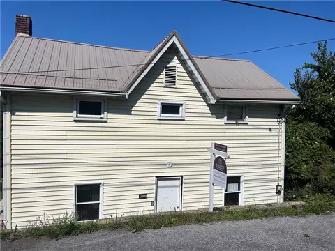 1008 38th St, Northern Cambria, PA 15714