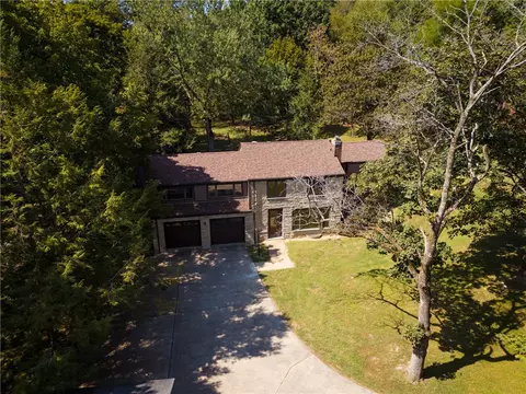 4253 Mount Royal Blvd, Allison Park, PA 15101