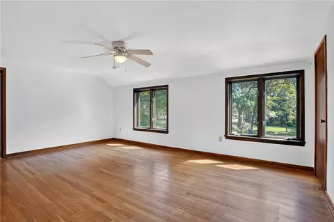 4253 Mount Royal Blvd, Allison Park, PA 15101 photo 11