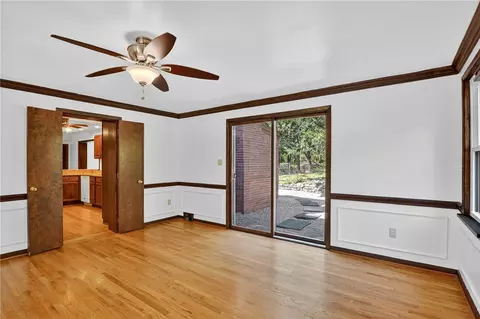 4253 Mount Royal Blvd, Allison Park, PA 15101 photo 8