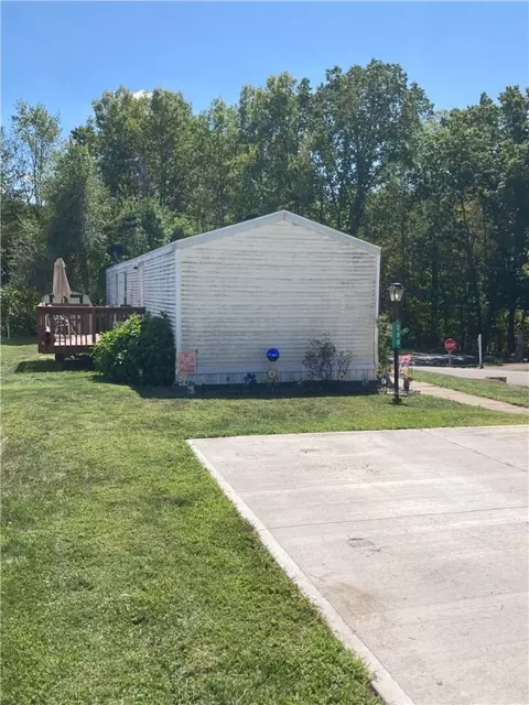 200 Murray Ln, Export, PA 15632 photo 4