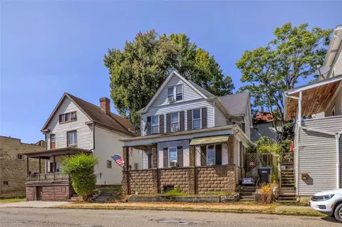 211 E 7th Ave, Tarentum, PA 15084