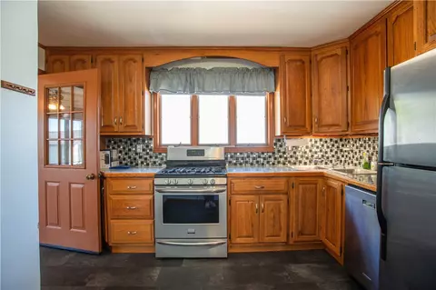 1260 Cascade Rd, Monaca, PA 15061 photo 11