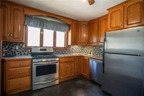 1260 Cascade Rd, Monaca, PA 15061 photo 9