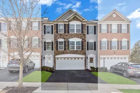 255 Grace Mnr, Coraopolis, PA 15108