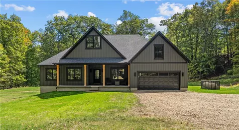73 Rum Point Ct, Dubois, PA 15801