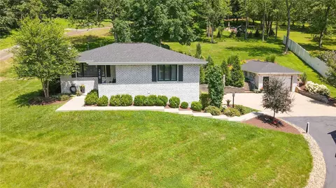 216 Mccombs, Venetia, PA 15367