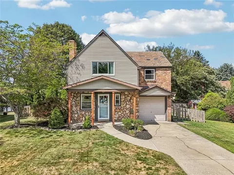 608 Glowood Dr, Pittsburgh, PA 15227