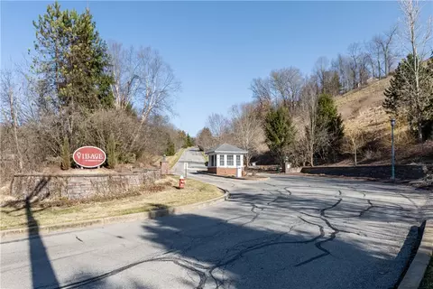 1111 Prescott Pl, Sewickley, PA 15143