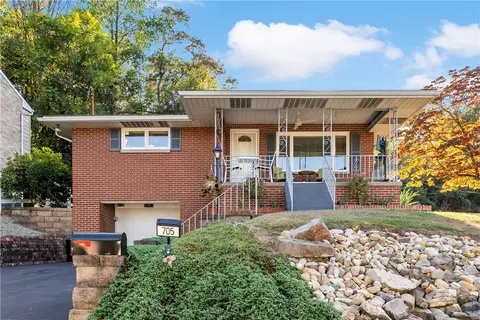 705 13th St, Clairton, PA 15025