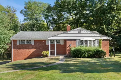 1003 Rutgers Dr, Allison Park, PA 15101