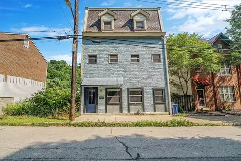 1154 Voskamp St, Pittsburgh, PA 15212