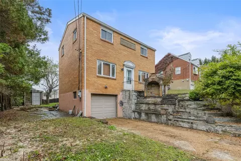 409 Cherrywood Dr, Pittsburgh, PA 15214