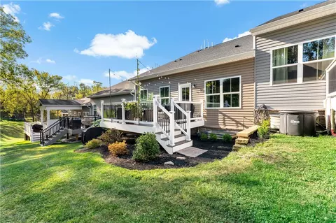 Exterior - 114 Dana Dr, Eighty Four, PA 15330 photo 4 of 8