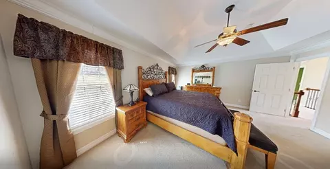 Bedroom - 150 Eric Dr, Beaver, PA 15009 photo 5 of 7
