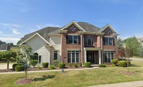 Exterior - 150 Eric Dr, Beaver, PA 15009 photo 4 of 4